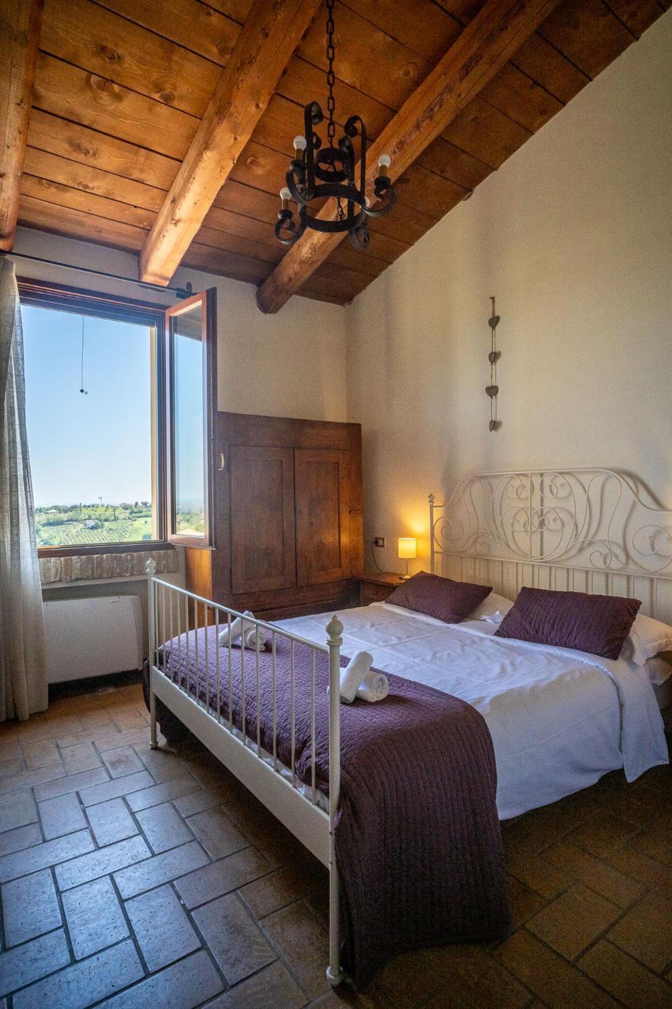 Il Castellaro Bed & Breakfast Borghi Luaran gambar