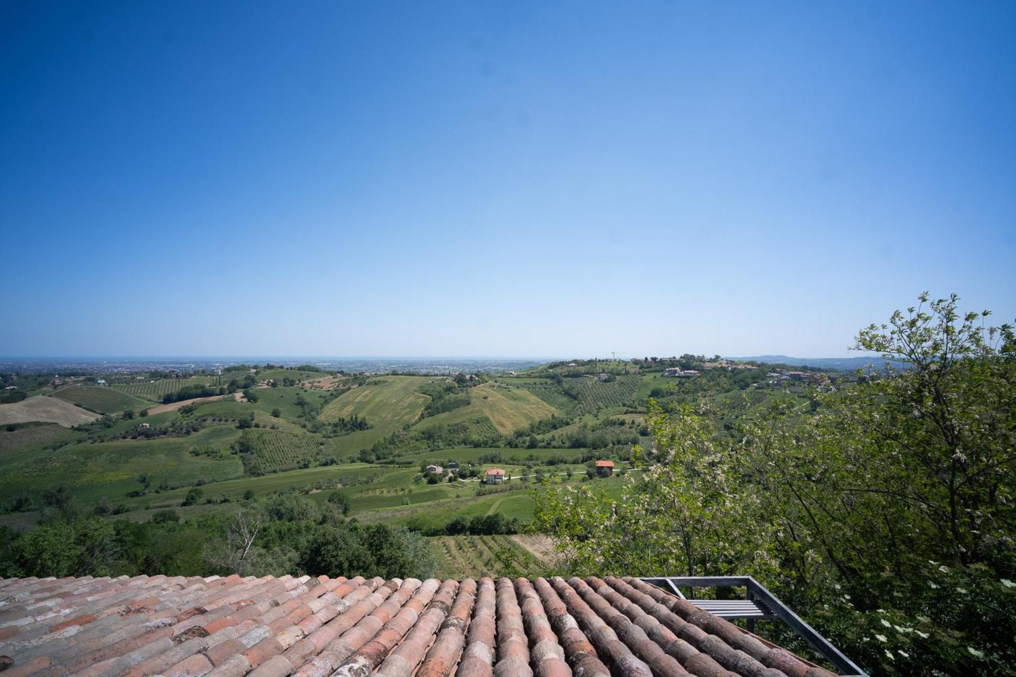 Il Castellaro Bed & Breakfast Borghi Luaran gambar